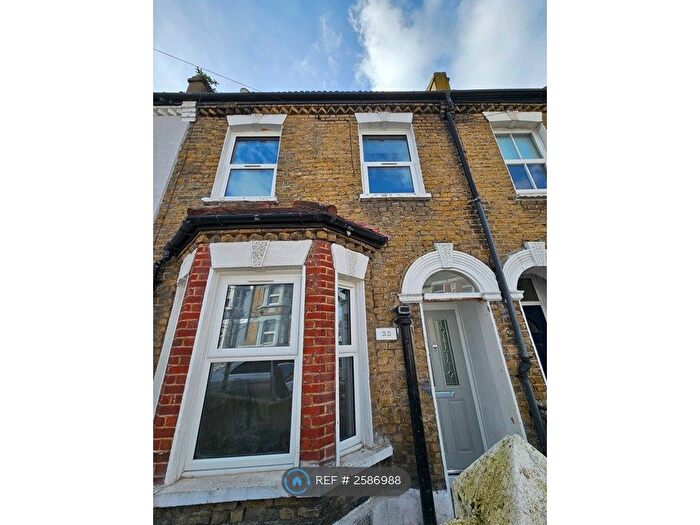 3 Bedroom Terraced House To Rent In Hereward Rd, Tooting, SW17