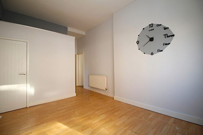 2 Bedroom Flat To Rent In Nottingham Road, Loughborough, LE11