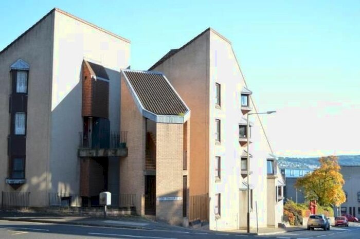 2 Bedroom Maisonette To Rent In Brown Constable Street, Dundee, DD4