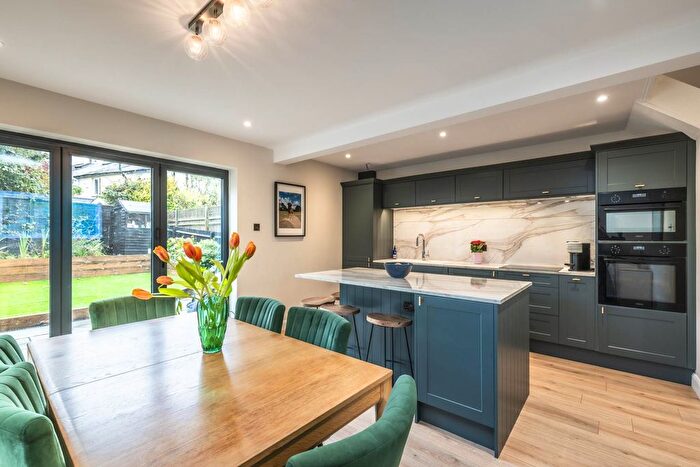 3 Bedroom Semi-Detached House For Sale In Fernhurst Crescent, Southborough, Tunbridge Wells, TN4