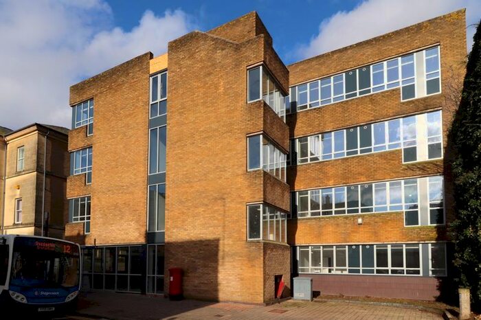 2 Bedroom Flat To Rent In Eastgate Street, Gloucester GL1