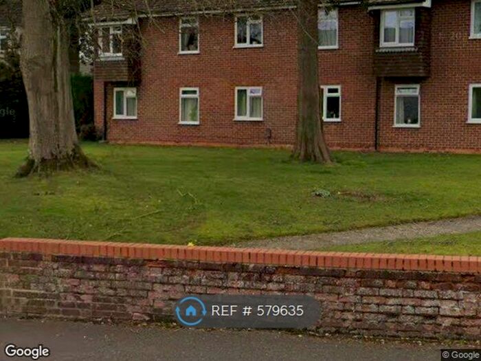 2 Bedroom Flat To Rent In Washbury House, Newbury, RG14