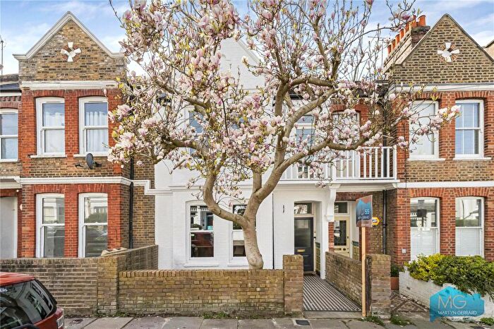 5 Bedroom Terraced House To Rent In Durham Road, East Finchley, N2