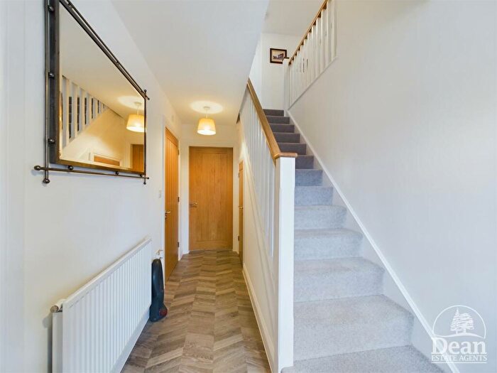 4 Bedroom Detached House For Sale In Starling Road, Ross-On-Wye, HR9