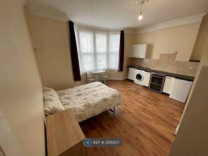Studio To Rent In Mount Pleasant Road, London, N17