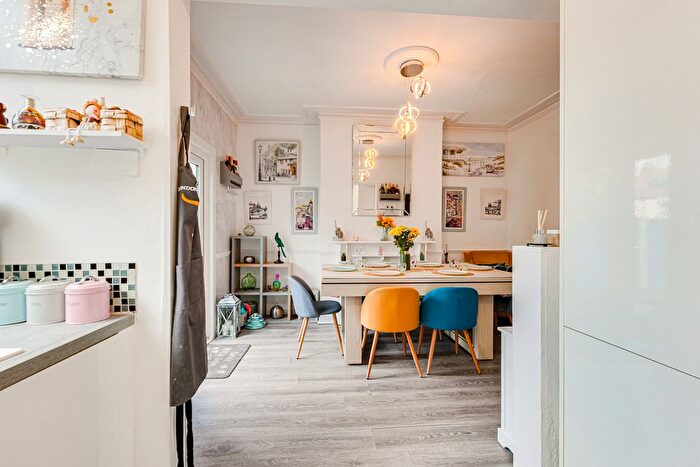 3 Bedroom Terraced House For Sale In Ramuz Drive, Westcliff-On-Sea, SS0