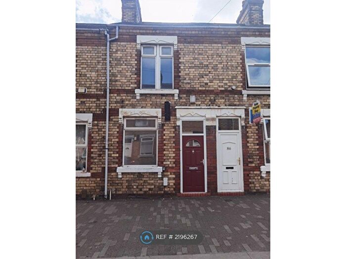 3 Bedroom Terraced House To Rent In Spencer Road, Stoke-On-Trent, ST4