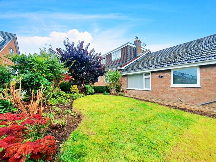 2 Bedroom Bungalow To Rent In Dovecote Drive, Denton, NN7