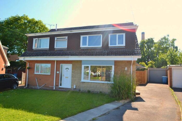 3 Bedroom Semi-Detached House To Rent In Hamworthy, BH15
