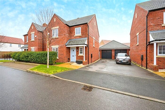 3 Bedroom Detached House For Sale In Oatlands Drive, Houghton Conquest, Bedford, Bedfordshire, MK45