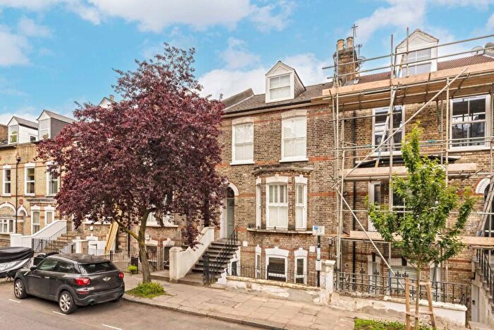2 Bedroom Flat To Rent In Maygrove Road, West Hampstead, NW6