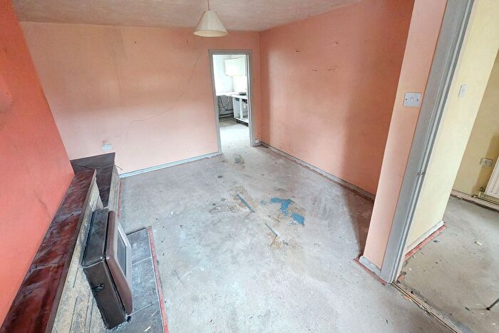 2 Bedroom Semi-Detached House For Sale In Chalk Lane, Sutton Bridge, Spalding, PE12