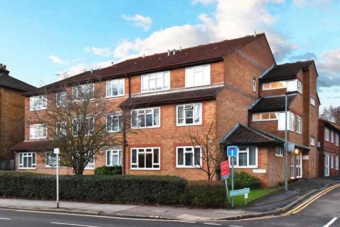 1 Bedroom Flat For Sale In Willow Tree Walk, Bromley, BR1
