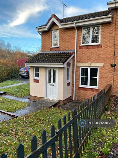 3 Bedroom Semi Detached House To Rent In Beaufighter Grove, Stoke-On-Trent, ST6