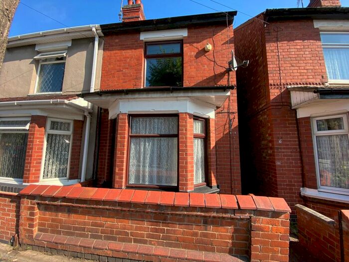 3 Bedroom Semi-Detached House To Rent In Merevale Avenue, Nuneaton, CV11