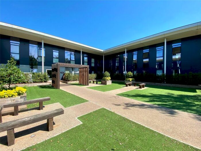 Studio To Rent In St. James House, Clivemont Road, Maidenhead, Berkshire, SL6