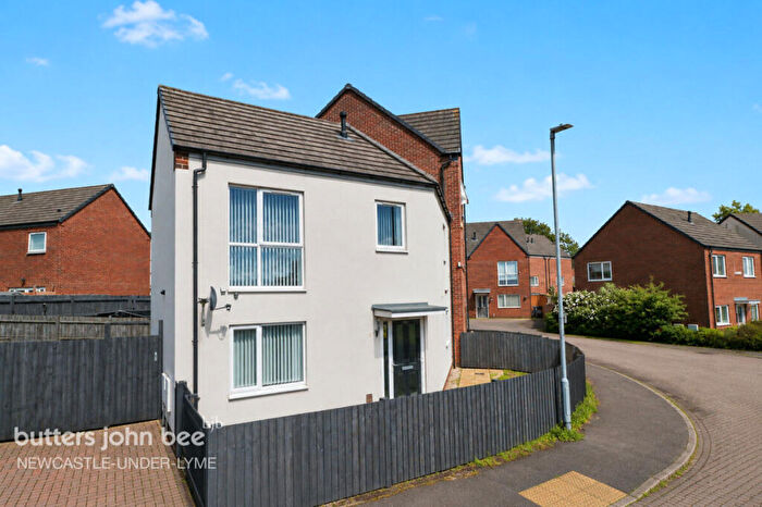 3 Bedroom Semi-Detached House For Sale In Comet Avenue, Newcastle, ST5