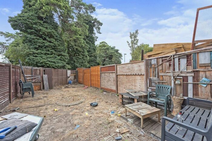 3 Bedroom Terraced House For Sale In Elm Road, Thetford, IP24