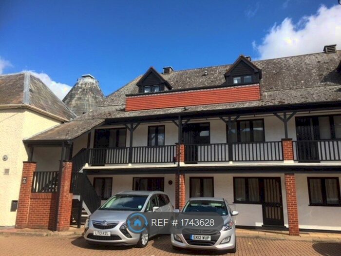 1 Bedroom Flat To Rent In Whitehorse Street, Baldock, SG7