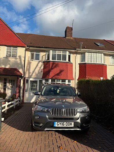 3 Bedroom Terraced House To Rent In Longhill Road, London, SE6