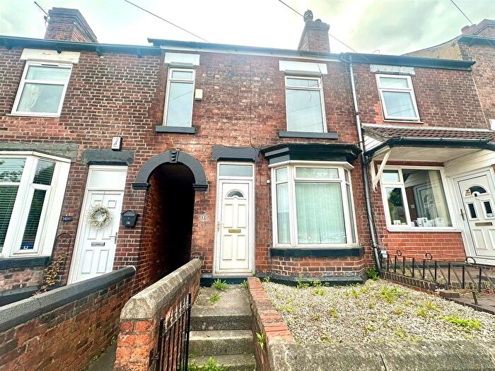 3 Bedroom Terraced House To Rent In Station Road, Woodhouse, Sheffield, S13