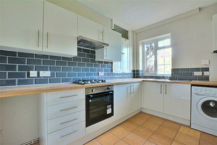 3 Bedroom Apartment To Rent In Crown Court, Horn Park Lane, London, SE12