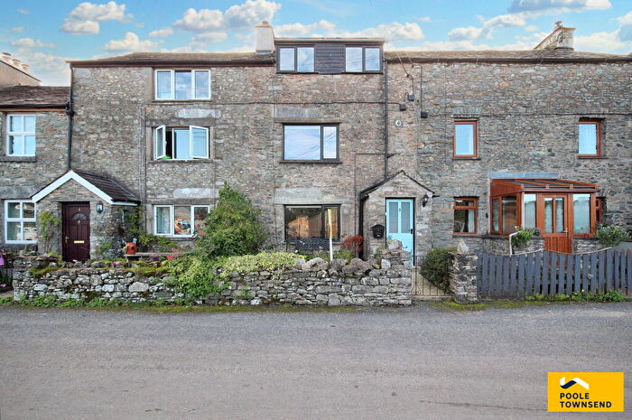 3 Bedroom Terraced House For Sale In Gatebeck, LA8