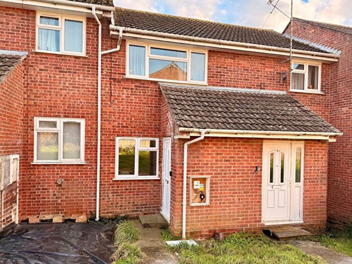 2 Bedroom Flat For Sale In Cavalier Walk, Yeovil, Somerset, BA21