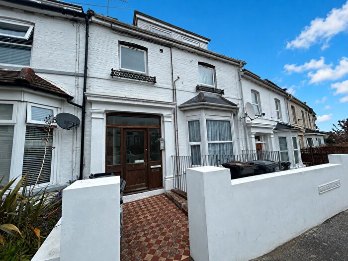 1 Bedroom Flat To Rent In Norwich Avenue, Bournemouth, BH2