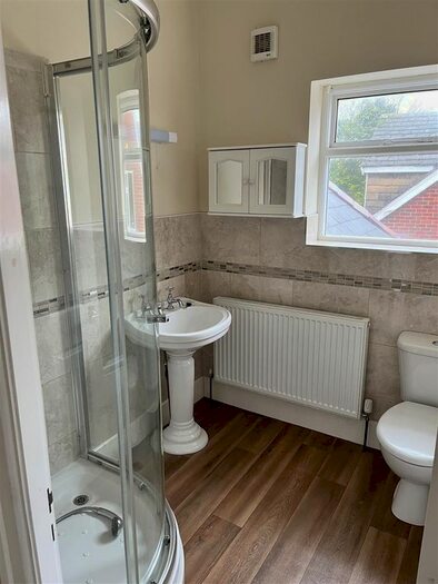 3 Bedroom Flat To Rent In Westcliffe Road, Southport, PR8