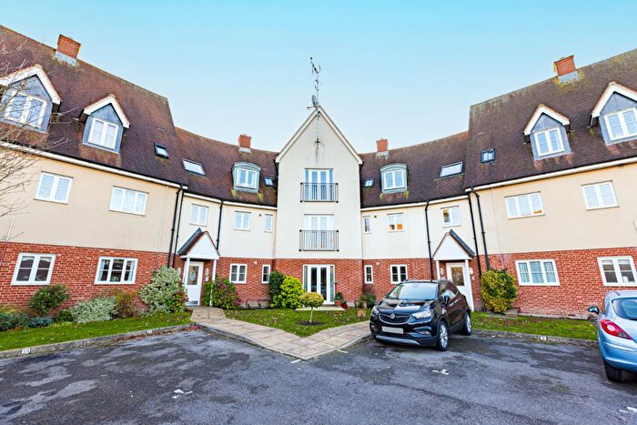 2 Bedroom Flat To Rent In Brignall Place, Dunmow, CM6