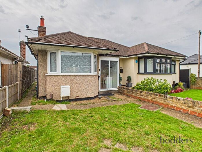2 Bedroom Bungalow For Sale In Chertsey, Surrey, KT16