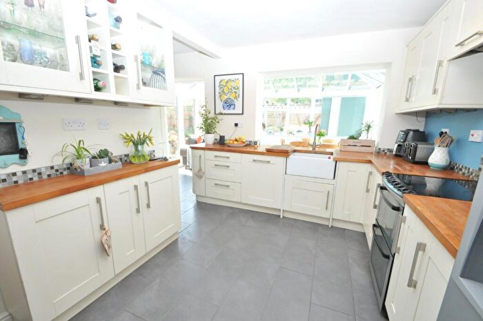 4 Bedroom Detached House For Sale In Bagworth Drive, Longwell Green, Bristol, BS30