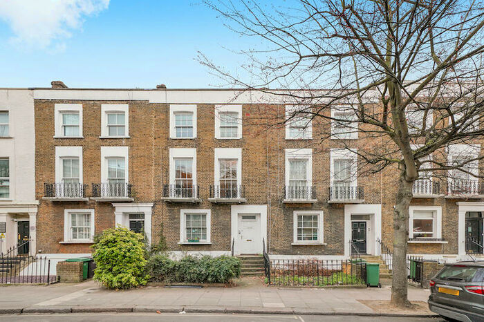 2 Bedroom Flat To Rent In Malden Road, Chalk Farm, NW5
