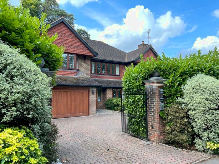 6 Bedroom Detached House To Rent In Ascot, Sunningdale, SL5