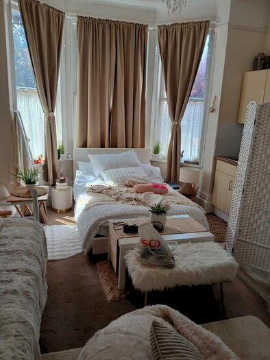 Studio To Rent In Sandford Road, Bromley, London, BR2