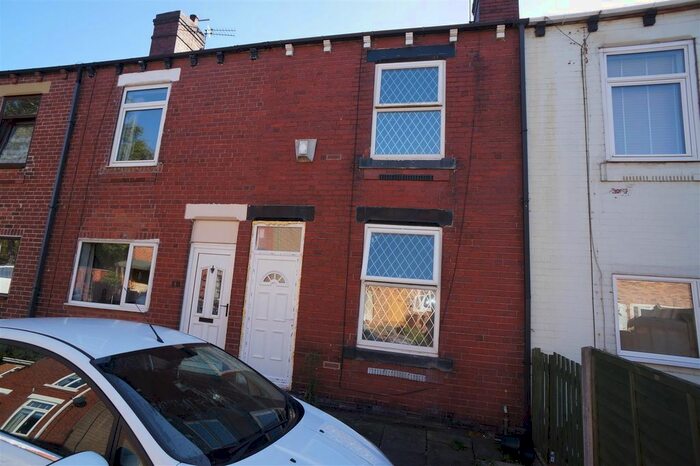 2 Bedroom Terraced House To Rent In Hepworth Street, Castleford, WF10