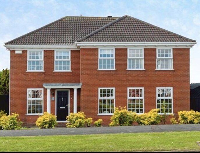 4 Bedroom Detached House For Sale In Belvoir Road, Cleethorpes, DN35