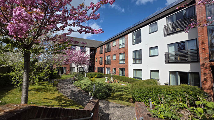 2 Bedroom Apartment For Sale In Tithe Lodge, Southam, CV47