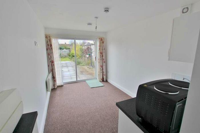 1 Bedroom Property To Rent In Ashley Road Parkstone, Poole, BH14