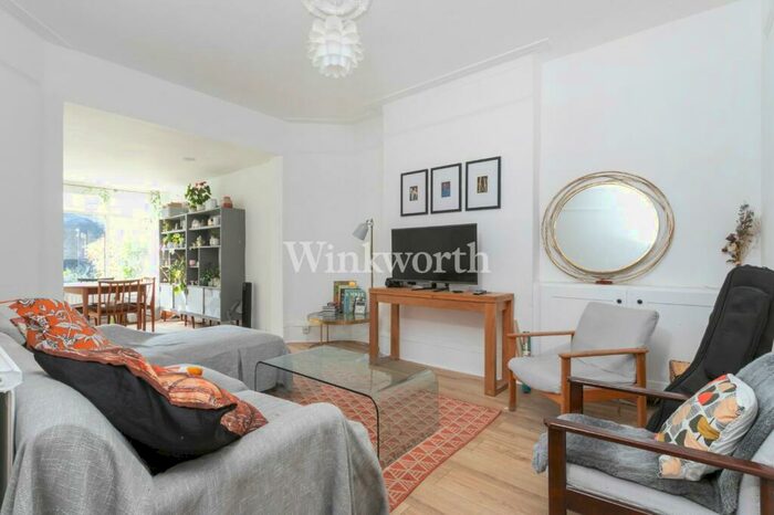 3 Bedroom Semi-Detached House For Sale In Berkshire Gardens, London, N13