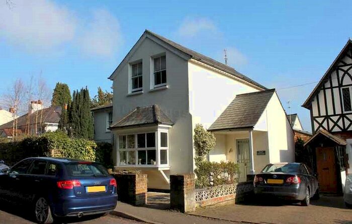 2 Bedroom Semi-Detached House To Rent In Station Road, Ascot, SL5