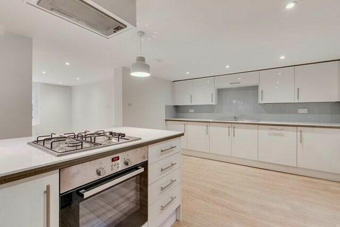 5 Bedroom Terraced House To Rent In Pearson Street, London, E2