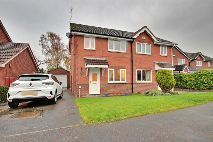 3 Bedroom Semi-Detached House For Sale In Inglefield Close, Beverley, HU17