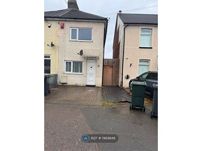 2 Bedroom Semi-Detached House To Rent In Invicta Road, Dartford, DA2