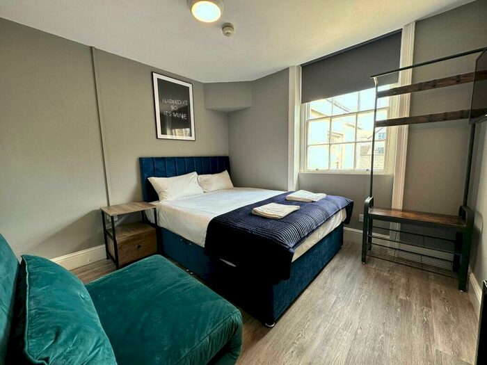 Studio To Rent In Middle Street, Brighton, BN1