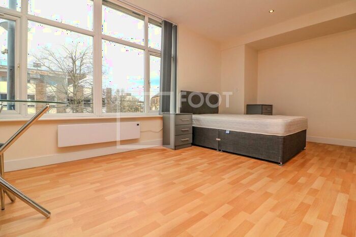 Studio To Rent In Rawson Quarters, James Street, BD1