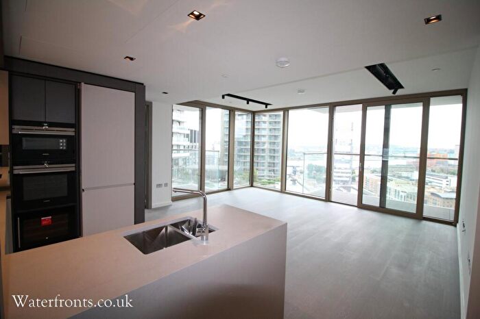 2 Bedroom Apartment To Rent In Park Drive, London, E14