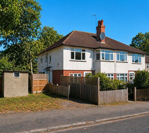 Studio To Rent In Grosvenor Road, London, N3