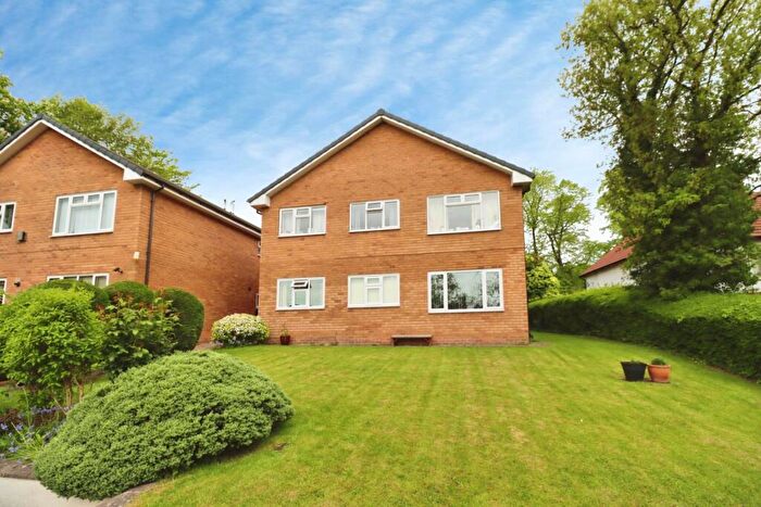 2 Bedroom Flat For Sale In Storeton Road, Prenton, CH42